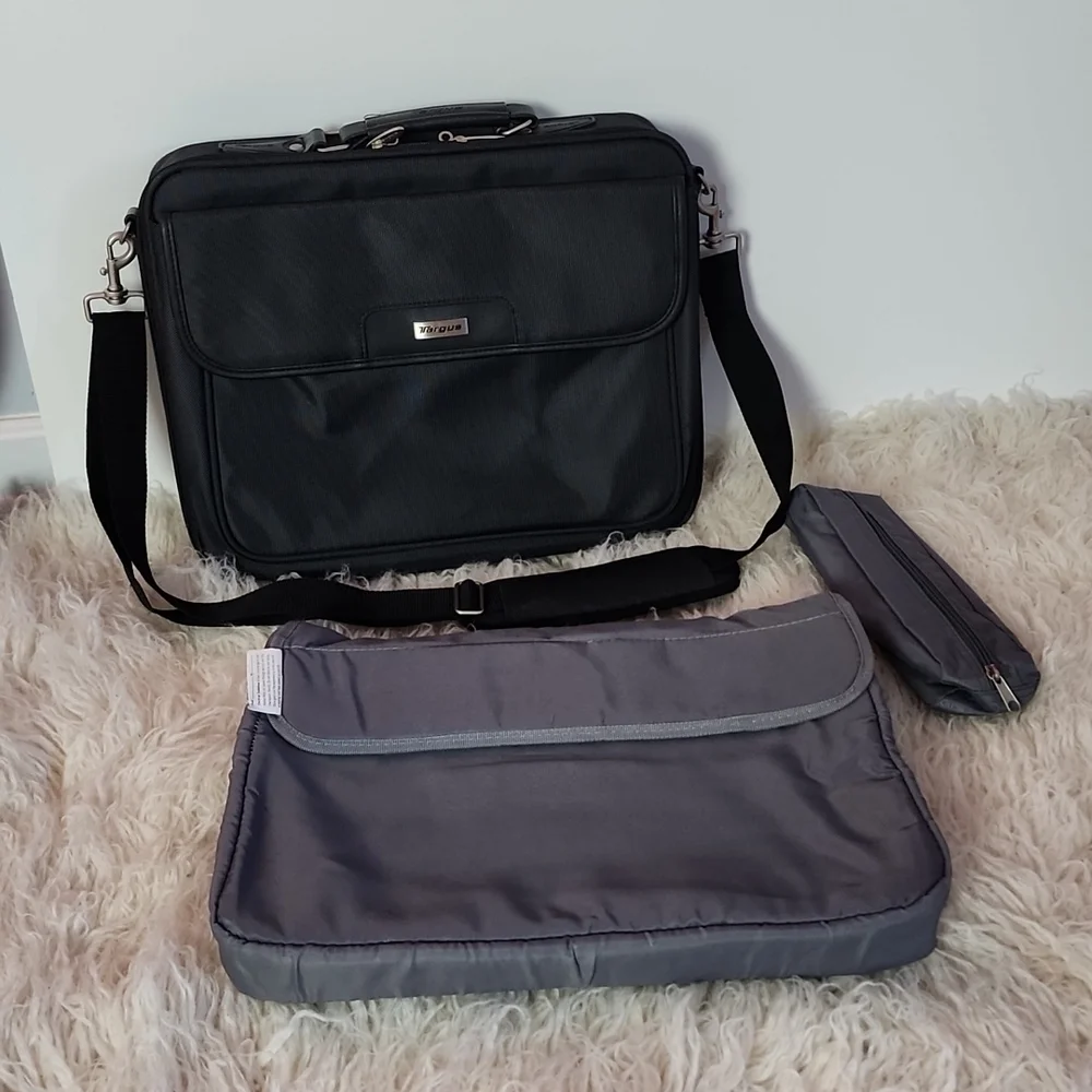 Targus Notepac Messenger Bag Clamshell Laptop Organizer + FREE Solo Checkfast